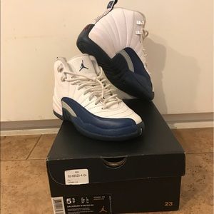 Air Jordan 12 Retro White/French Boys 5.5Y